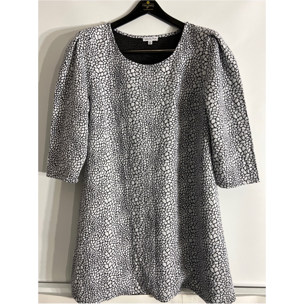 Ophelia Roe. Dress size 1x